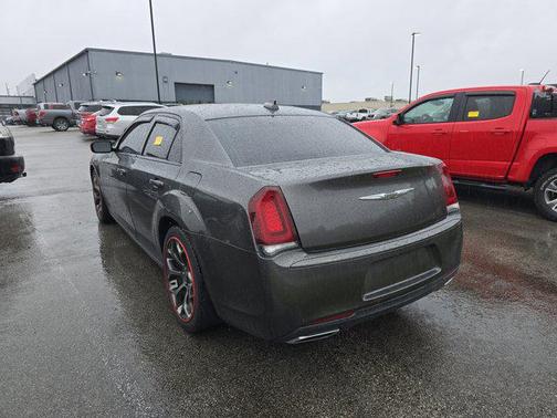 2016 Chrysler 300 S