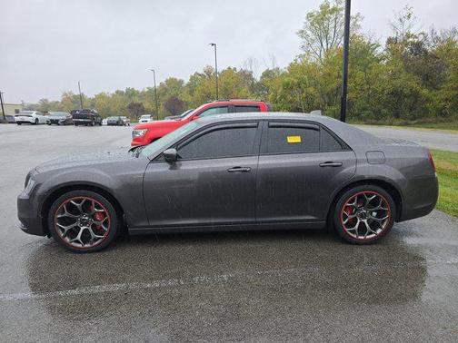 2016 Chrysler 300 S