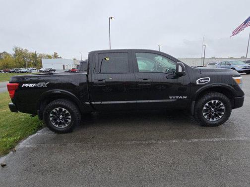 2017 Nissan Titan PRO-4X
