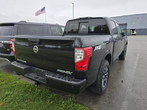 2017 Nissan Titan PRO-4X