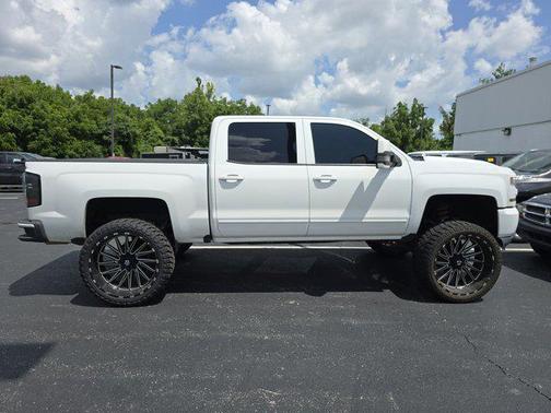 2017 Chevrolet Silverado 1500 2LT