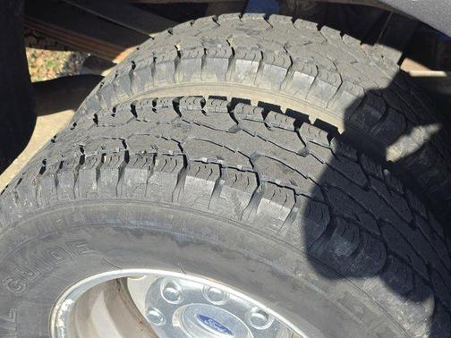 2005 Ford F-350 XLT Crew Cab Super Duty