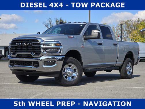 2026 RAM 2500 Tradesman Crew Cab 4x4 6'4' Box