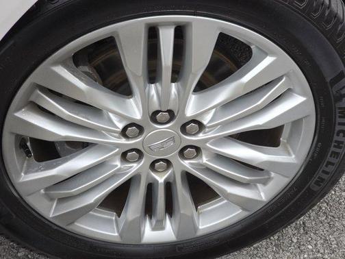 2019 Cadillac XT5 Premium Luxury