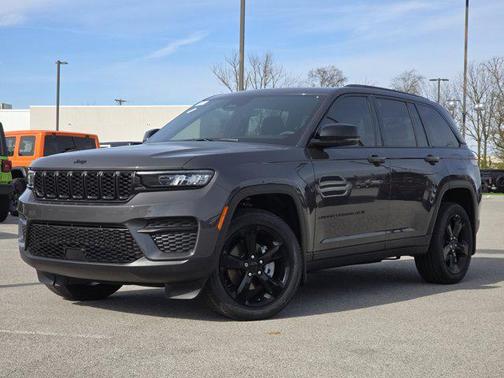 2025 Jeep Grand Cherokee Altitude