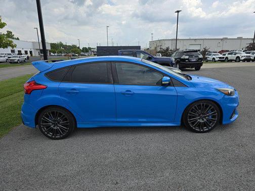 2017 Ford Focus RS Base