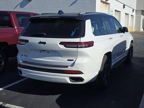 2023 Jeep Grand Cherokee L Summit Reserve