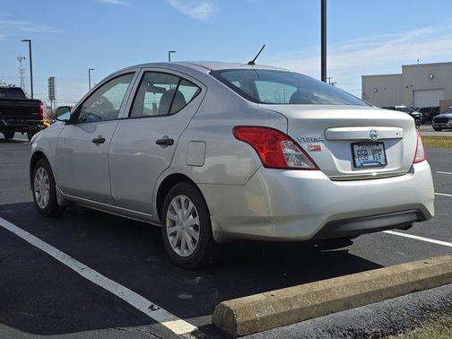2015 Nissan Versa 1.6 S