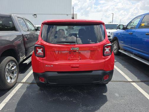 2021 Jeep Renegade Jeepster 4x4