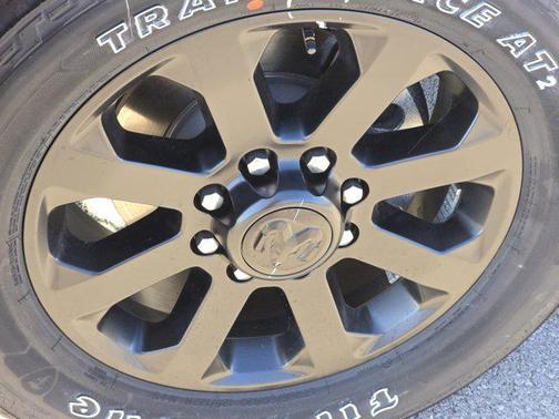 2026 RAM 2500 Big Horn Crew Cab 4x4 8' Box