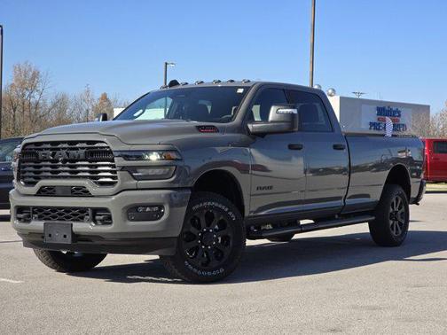 2026 RAM 2500 Big Horn Crew Cab 4x4 8' Box