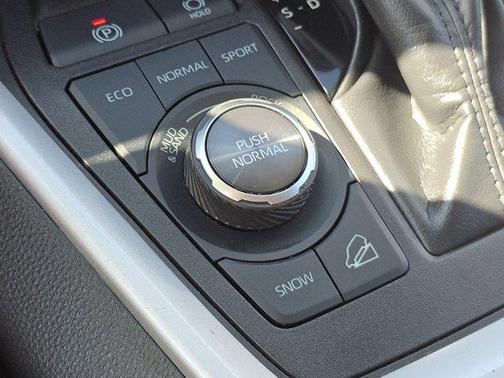2022 Toyota RAV4 Adventure