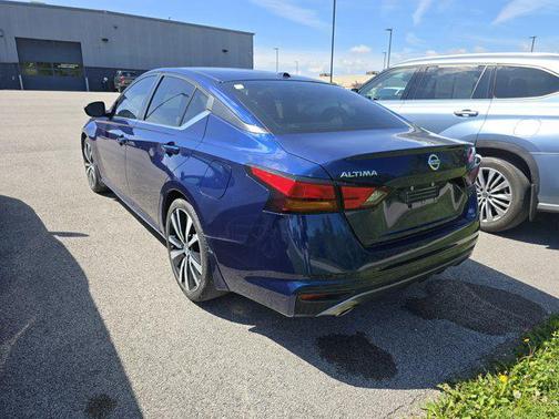 2020 Nissan Altima SR FWD