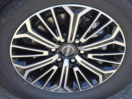 2025 Nissan Armada SL 4WD