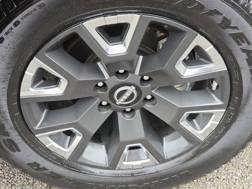 2023 Nissan Titan Platinum Reserve