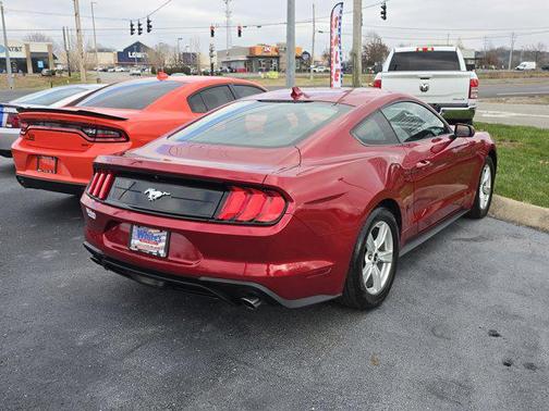 2021 Ford Mustang EcoBoost