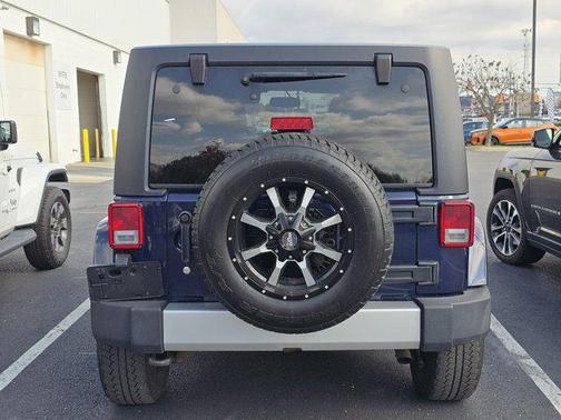 2013 Jeep Wrangler Unlimited Sahara