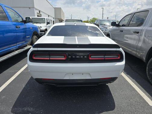 2016 Dodge Challenger R/T