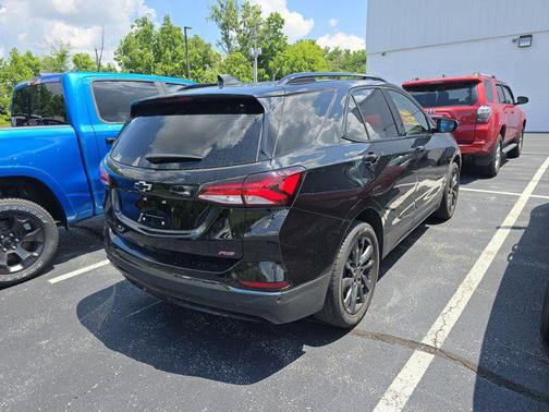 2022 Chevrolet Equinox FWD RS