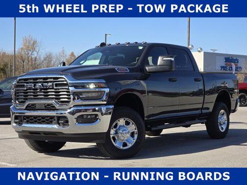 2026 RAM 2500 Tradesman Crew Cab 4x4 6'4' Box