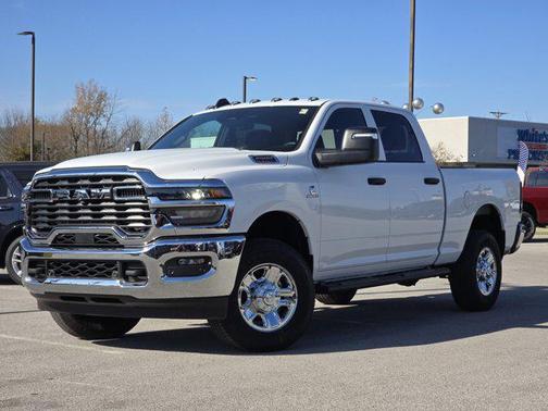 2026 RAM 2500 Tradesman Crew Cab 4x4 6'4' Box
