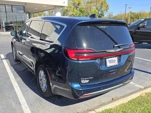 2025 Chrysler Pacifica L