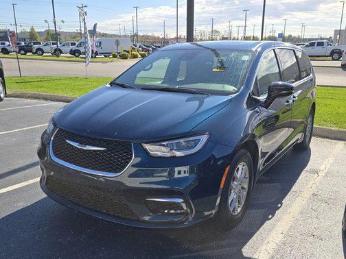 2025 Chrysler Pacifica L