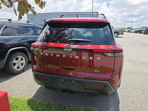 2022 Nissan Pathfinder SV 2WD