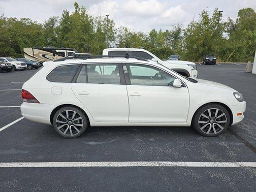 2011 Volkswagen Jetta SportWagen TDI