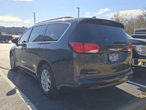 2021 Chrysler Voyager LXI