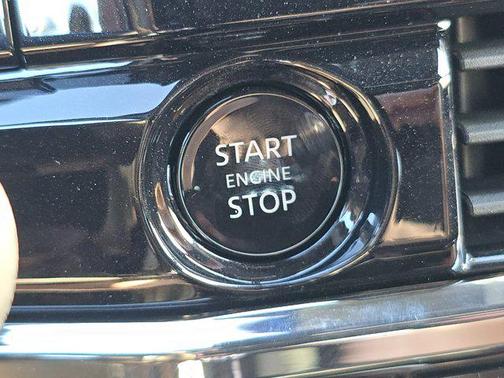 2025 Nissan Pathfinder Rock Creek 4WD