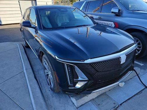 2024 Cadillac LYRIQ Luxury w/1SD