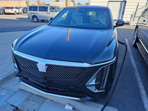 2024 Cadillac LYRIQ Luxury w/1SD