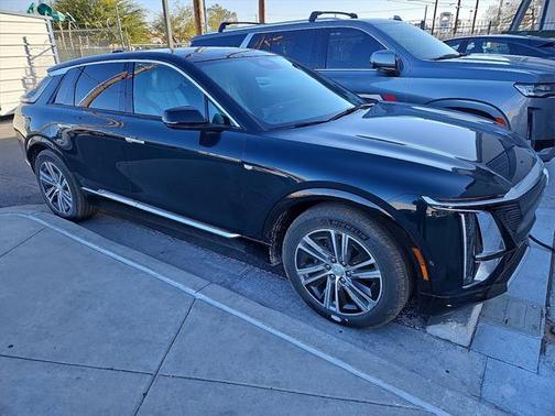 2024 Cadillac LYRIQ Luxury w/1SD