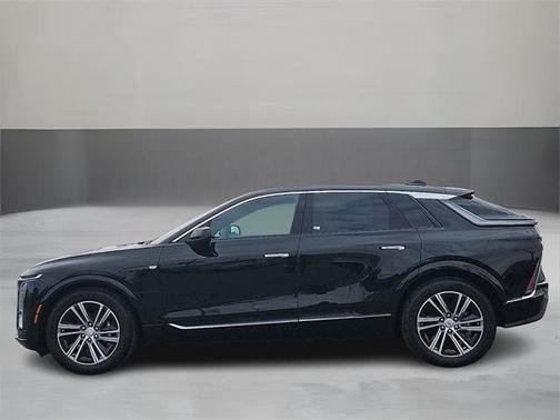 2024 Cadillac LYRIQ Luxury w/1SD
