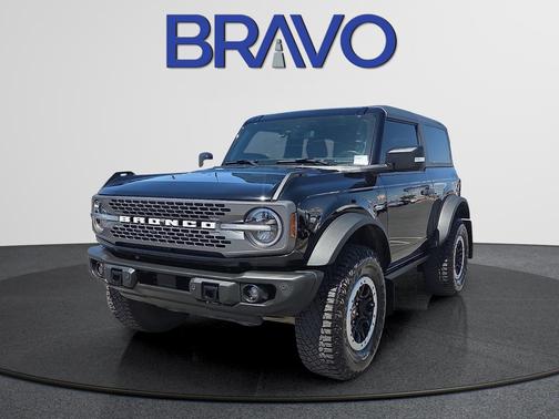 Shadow Black 2023 Ford Bronco Badlands