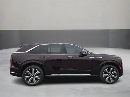 2025 Cadillac Escalade IQ Luxury 1