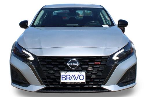 2023 Nissan Altima SR FWD