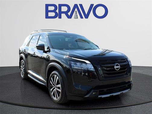 2023 Nissan Pathfinder Platinum 4WD