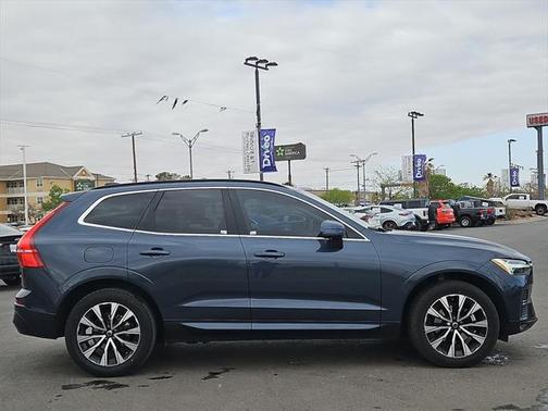 2023 Volvo XC60 B5 Core