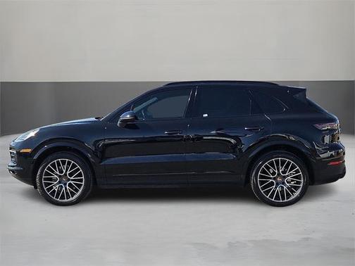 2021 Porsche Cayenne Base