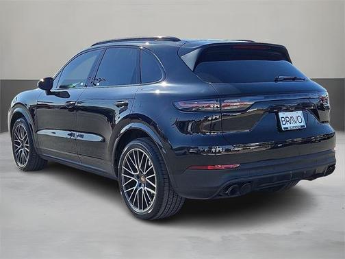 2021 Porsche Cayenne Base