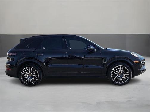 2021 Porsche Cayenne Base