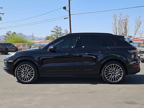 2021 Porsche Cayenne Base