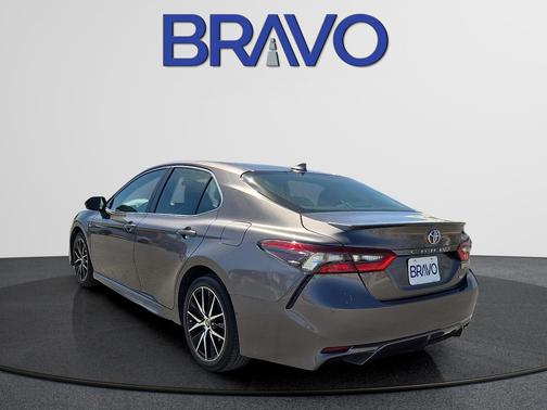 Predawn Gray Mica 2024 Toyota Camry SE