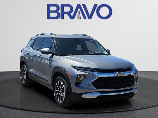 Sterling Gray Metallic 2025 Chevrolet Trailblazer LT