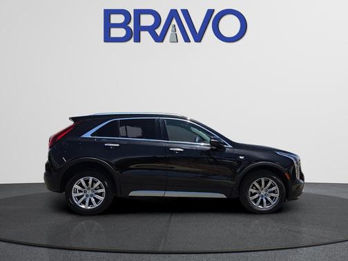 Stellar Black Metallic 2022 Cadillac XT4 Premium Luxury