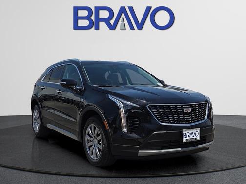 Stellar Black Metallic 2022 Cadillac XT4 Premium Luxury