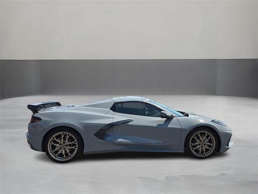 2025 Chevrolet Corvette Stingray w/2LT