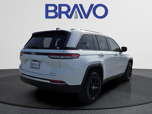 2024 Jeep Grand Cherokee Laredo